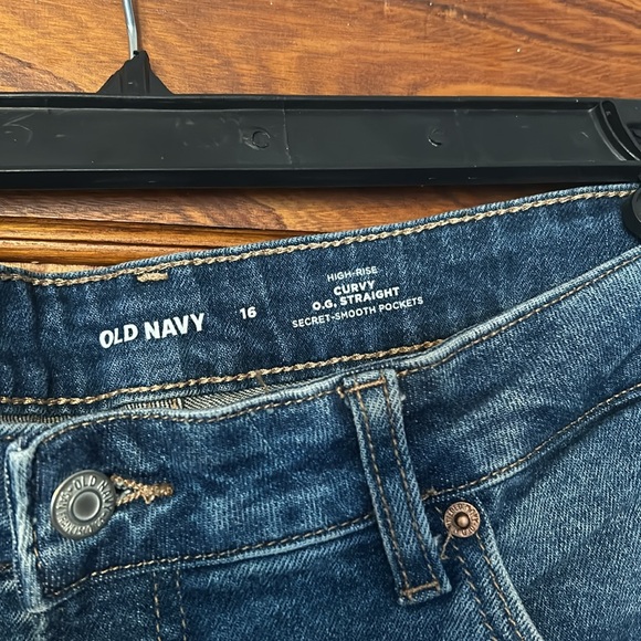 Old navy jeans - Picture 2 of 3